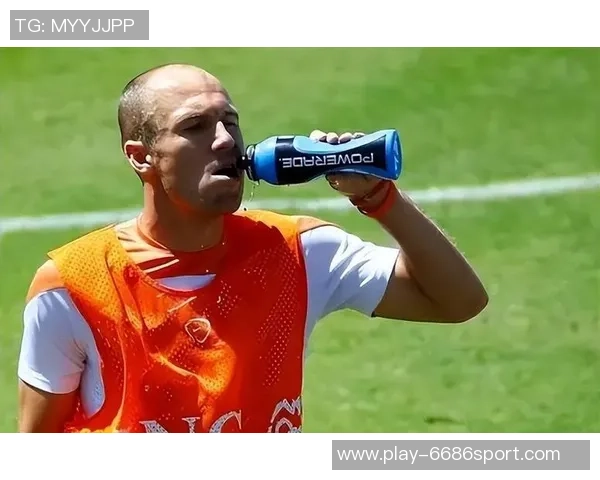 足球饮品的魅力与健康价值探讨助力运动员表现提升